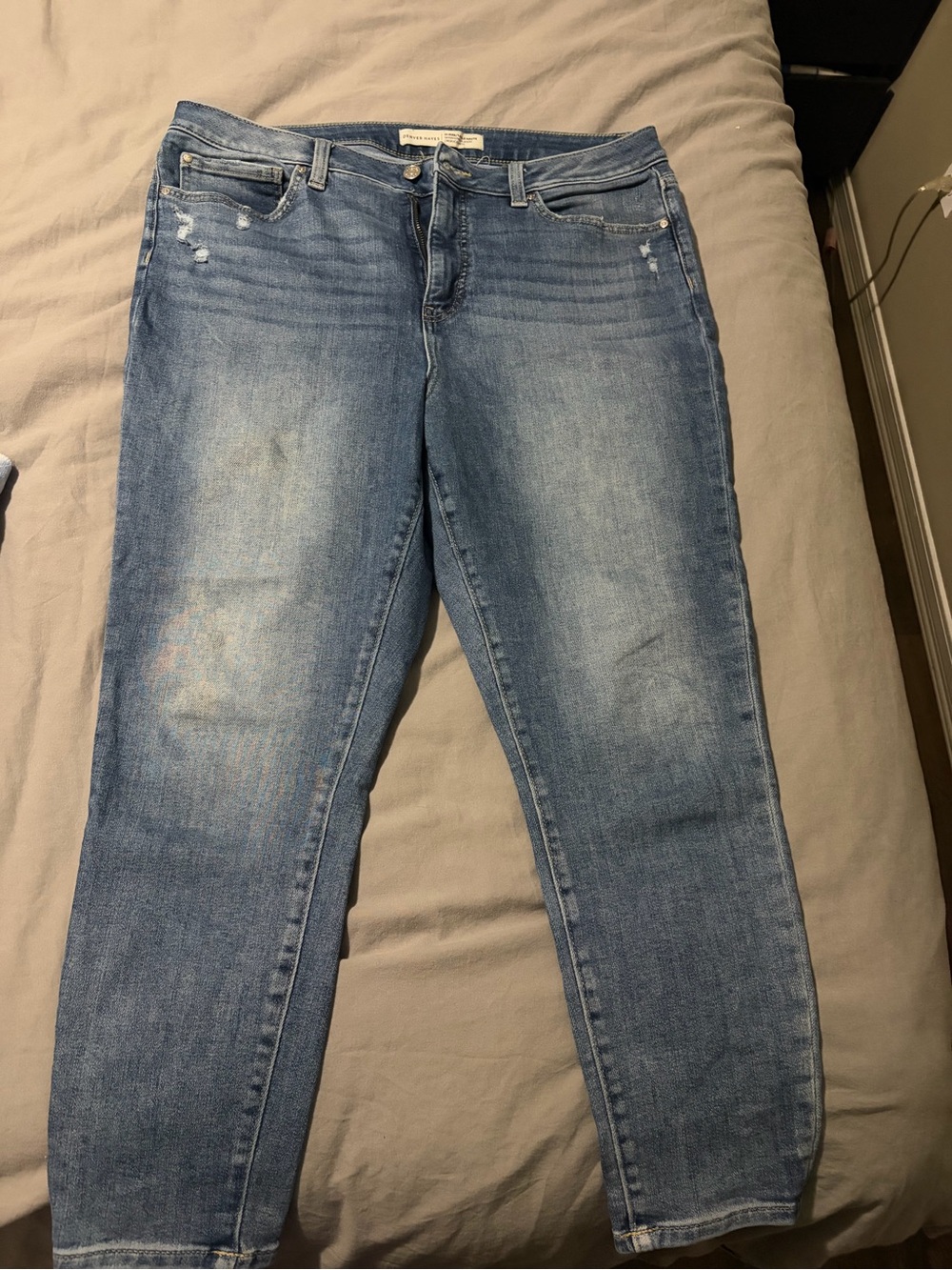 Denver Hayes Women's Skinny Jeans in Light Blue Wash